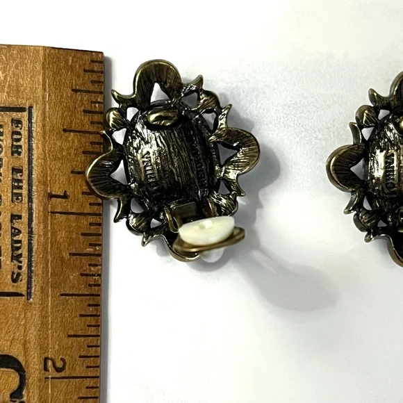 Heidi Daus Art Deco Style vintage clip on earrings with Swarovski crystals - Picture 6 of 9